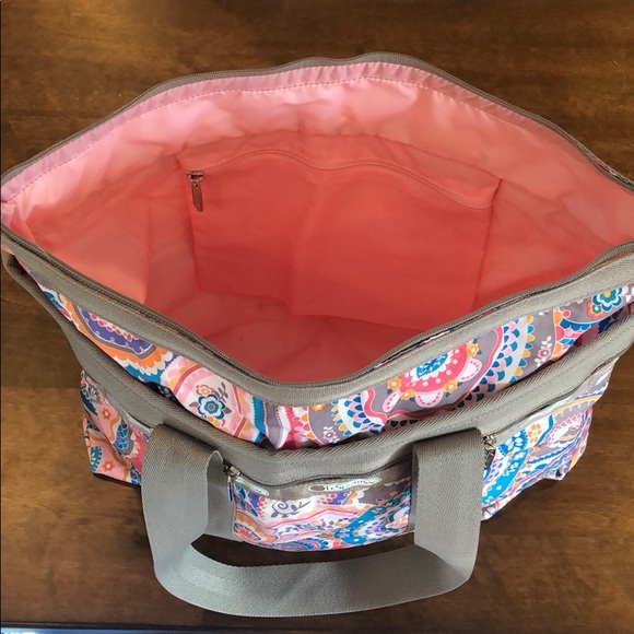 LeSportsac Medium Tote - Picture 6 of 6